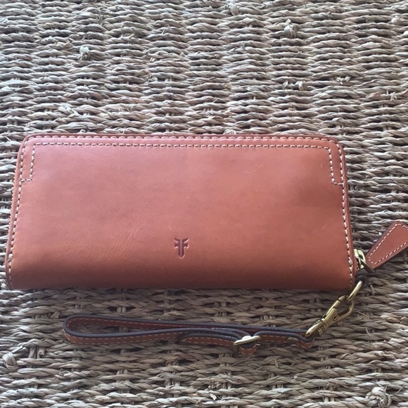Frye Handbags - Frye Casey Wristlet